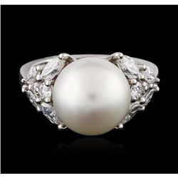 18KT White Gold Pearl and Diamond Ring