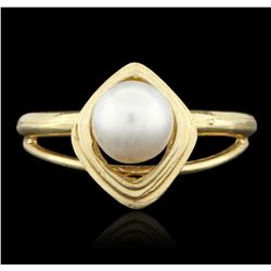 14KT Yellow Gold Pearl Ring