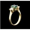 Image 3 : 1.07ct Emerald and Diamond Ring - 14KT Yellow Gold