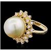 Image 2 : 14KT Yellow Gold Pearl and Diamond Ring