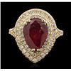 Image 1 : 14KT Yellow Gold 4.29ct Ruby and Diamond Ring