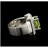 Image 3 : 14KT White Gold 4.05ct Peridot and Diamond Ring