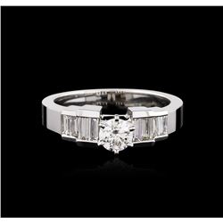 14KT White Gold 0.92ctw Diamond Ring