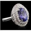 Image 2 : 14KT White Gold 5.02ct Tanzanite and Diamond Ring