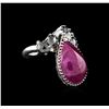 Image 2 : 14KT White Gold 21.35ct Ruby, Sapphire and Diamond Ring