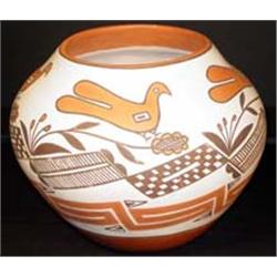 Laguna Pueblo Indian Pot signed G. Paquin. 9.5" tall. Estimate $400-$500.…