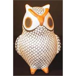 Acoma Pueblo Owl signed E. Histia. Collectible pattern. 10.75  tall. Estimate $400-$500.…