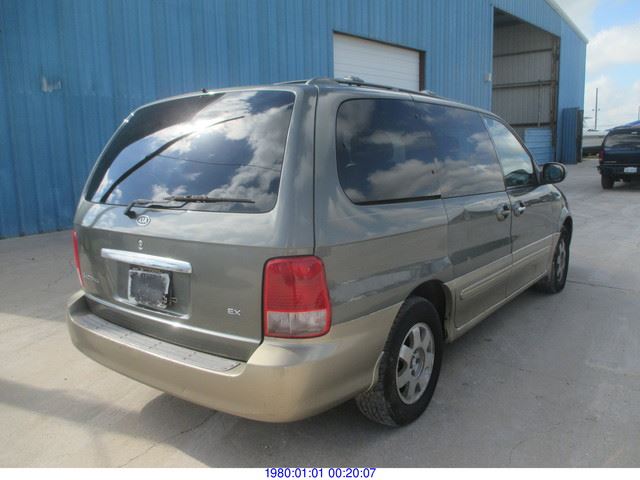 2003 kia minivan