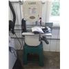 Image 3 : Grizzly 14" Vertical Bandsaw #G0555