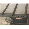 Image 8 : 28"x22"x21" Tilting Box Table