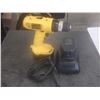 Image 2 : DeWalt 3/8" Cordless Drill / Driver #DW928