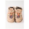 Image 3 : Northern Plains Man's Quilled Moccasins, 10 ¾" long