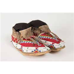 Sioux Beaded Man's Moccasins, 11" long