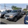 Image 1 : 01 Jeep Grand Cherokee 2WD 4dr SUV - OT - `DRIVE