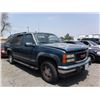 Image 3 : 94 GMC Suburban 4 Dr  4WD SUV - ST - DRIVE MC TP