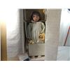Image 4 : GLORIA VANDERBILT GLORIA A PLEDGE FOR PEACE