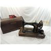 Image 1 : ANTIQUE SINGER SEWING MACHINE