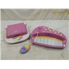 Image 1 : VINTAGE BARBIE PIANO & LAPTOP