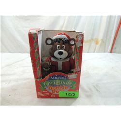 MUSICAL CHRISTMAS BUBBLE BEAR