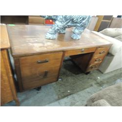 VINTAGE LARGE SPITZERS OFFICE DESK