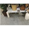 Image 1 : WHITE AND CREAM COFFEE TABLE