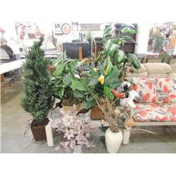 LOT 9 DECORATIVE FAUX PLANTS & FLORAL ARRANGEMENT