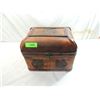 Image 2 : WOODEN DECORATIVE BOX