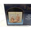 Image 2 : 4PC BIBLE BACKDROP WITH HOLY FAMILY DISPLAY