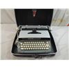 Image 1 : SMITH-CORONA CORONET AUTOMATIC 12 TYPEWRITER