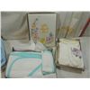Image 3 : LOT 4 BABY GIFT SETS