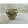 Image 1 : DECORATIVE STONE PLANTER
