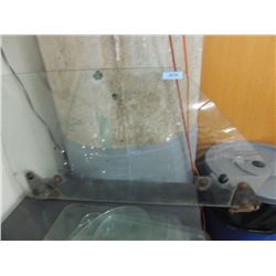 FIREBIRD PASS. SIDE WINDOW