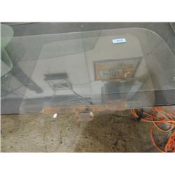 VM BEETLE PASS. SIDE FRONT WINDOW