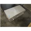 Image 3 : WHITE TRUNK FOOT LOCKER