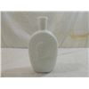 Image 1 : BENJAMIN FRANKLIN MILK GLASS BOTTLE