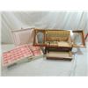 Image 2 : LOT 2 DECORATIVE JEWELRY BOXES