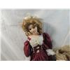 Image 3 : LOT 3 VINTAGE COLLECTORS DOLLS