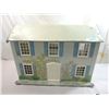 Image 1 : VINTAGE TIN LITHO DOLLHOUSE