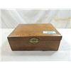 Image 1 : ANTIQUE WOODEN KEEPSAKE BOX
