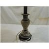 Image 2 : TRADITIONAL SMALL DECORATIVE TABLE LAMP