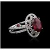 Image 2 : 18KT White Gold 4.47ct Ruby and Diamond Ring