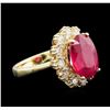 Image 2 : 5.37ct Ruby and Diamond Ring - 14KT Yellow Gold