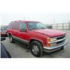 Image 3 : 99 Chevrolet Tahoe 4 Dr  4WD SUV - T - `DRIVE