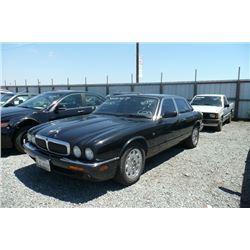 03 Jaguar XJ-Series 4dr Sedan - T - DRIVE MC TP