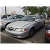 Image 1 : 01 Mazda 626 4dr Sedan - ST - DRIVE MC TP