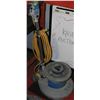 Image 1 : INTEGRA FLOOR POLISHER
