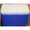 Image 1 : MEDIUM SIZE COLEMAN COOLER