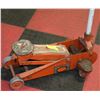 Image 1 : STRONGARM FLOOR JACK