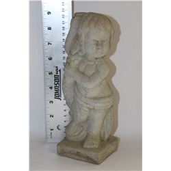 LOT OF 6 CEMENT GARDEN ORNAMENTS