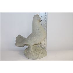 SET OF 6 CEMENT GARDEN ORNAMENTS - DOVE